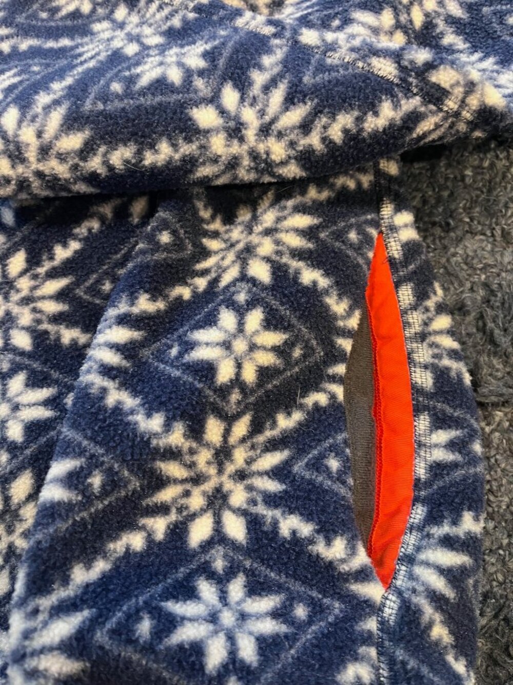 L.L. Bean Snowflake Fair Isle Fleece Pullover | Snap Front | Women’s Small - Picture 6 of 6